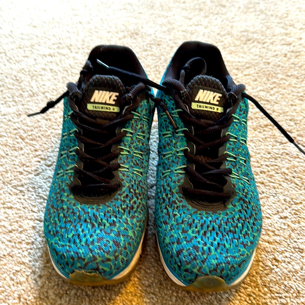 Nike Air Max Tailwind 8, women’s sz 9